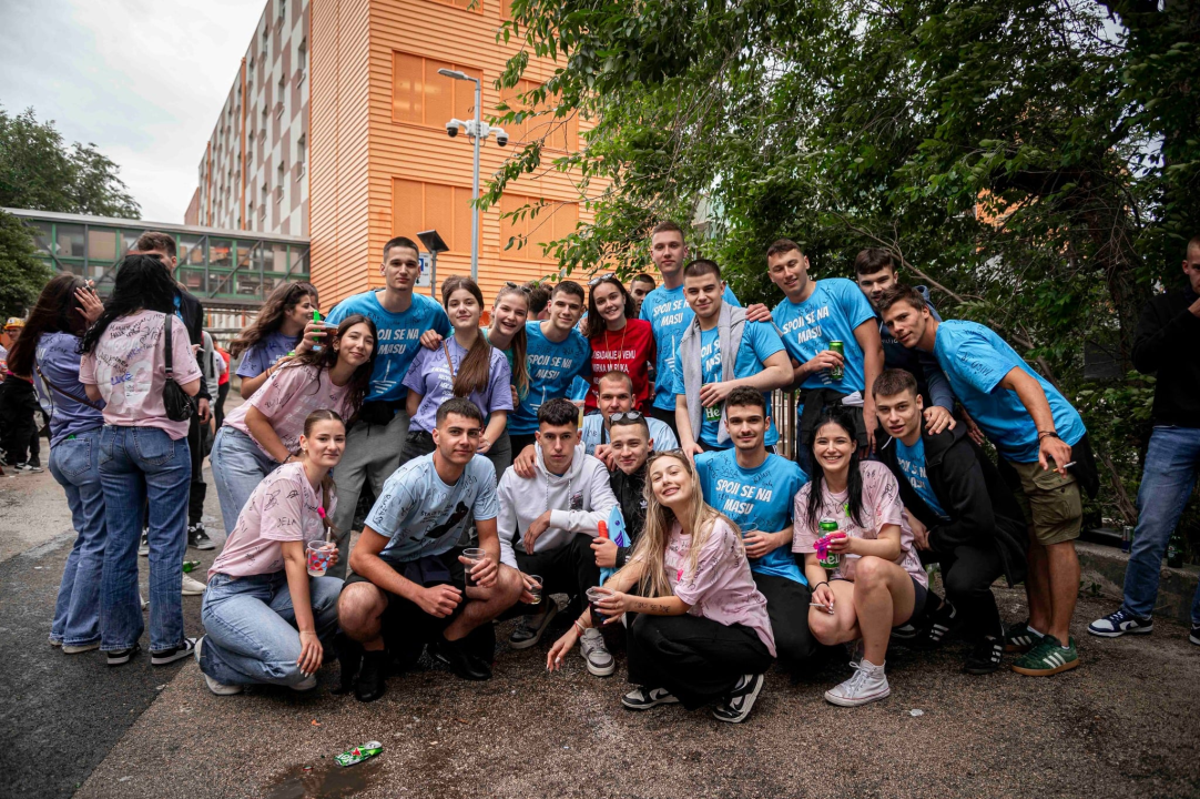 Šibenski maturanti slave zadnji dan škole: 'Volio bih se poslije faksa vratiti ovdje'