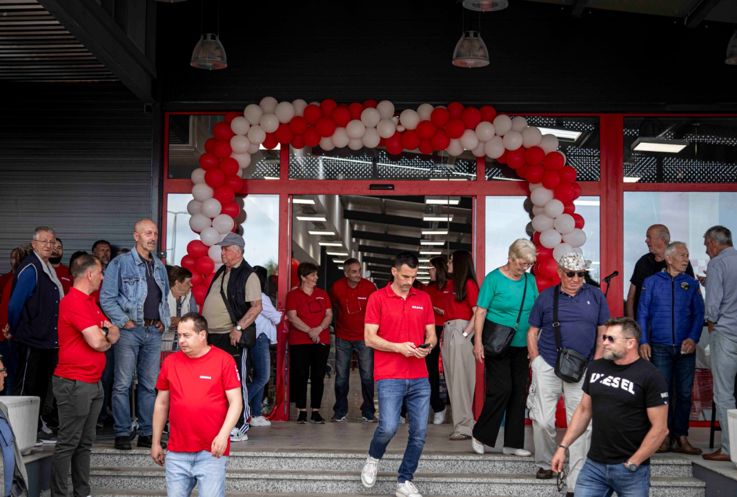 FOTO Pozor! Veliki popusti na kućanskim aparatima, keramici, alatima, bojama, rasvjeti, stolariji i puno više!