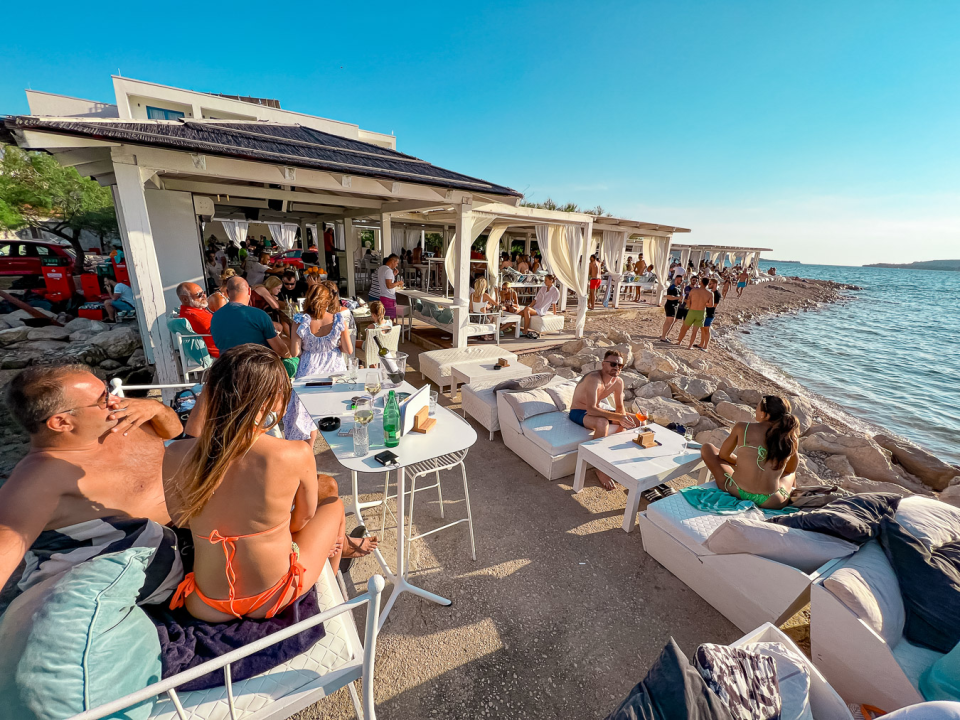 FOTO Shark Beach Club otvara svoja vrata – Novi sjaj na obali u Žaboriću 