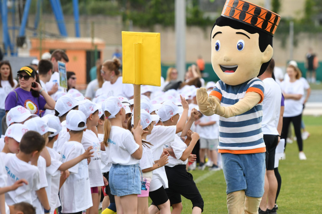 FOTO Šibenski dječji vrtići natjecali se 23. put u zabavnim sportskim disciplinama