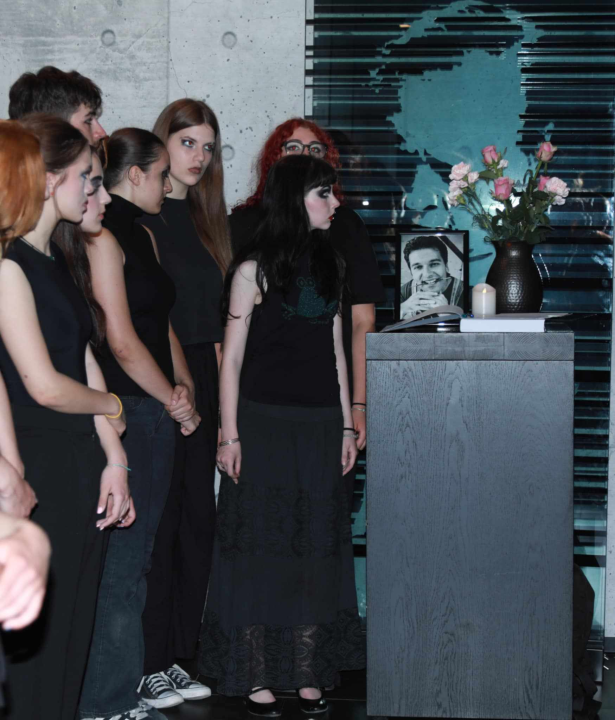 Emotivna komemoracija za Radu Perišu u Arsenu okupila brojne prijatelje i suradnike