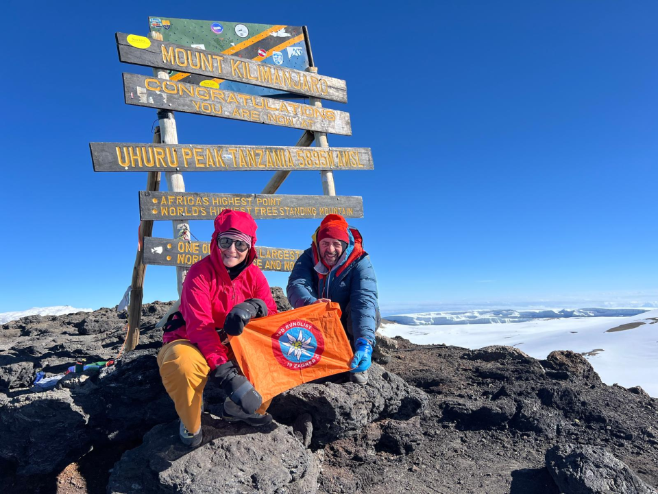 Primoštenci s ponosom zastali na 'krovu Afrike'