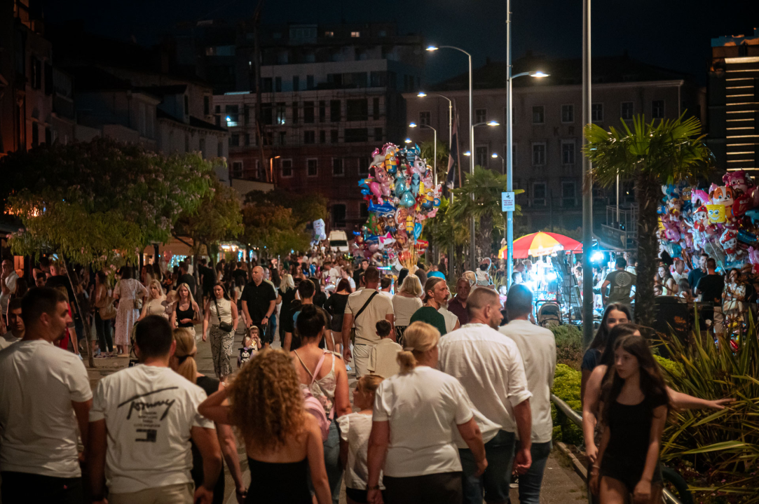 Spektakularan vatromet i grupa Rišpet označili kraj svečanog otvorenja 65. MDF-a