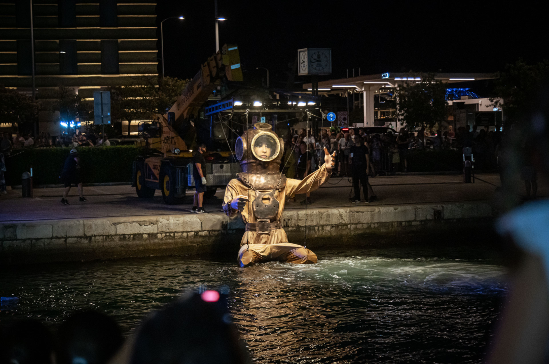 FOTO Nebo, zemlja i more spojili se na zatvaranju MDF-a, predstava neke oduševila, drugi tvrde da je primjerenija za Burning Man