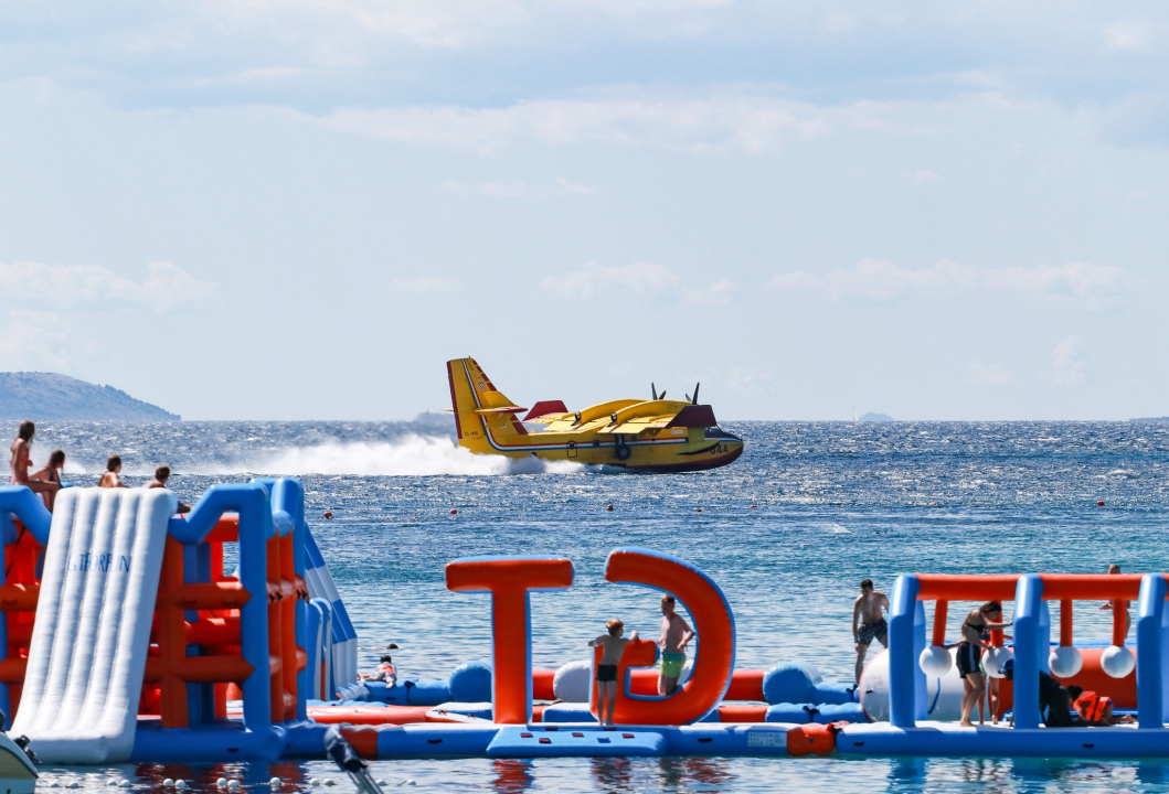 Gašenje požara kod Primoštena pokazalo svu moć zračnih snaga