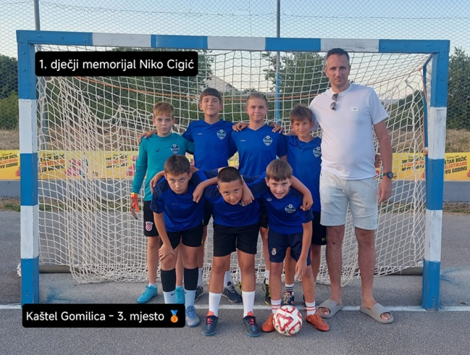 FOTO Čista Velika uvjerljivom pobjedom protiv Tribunja osvojila memorijal u Pakovu Selu