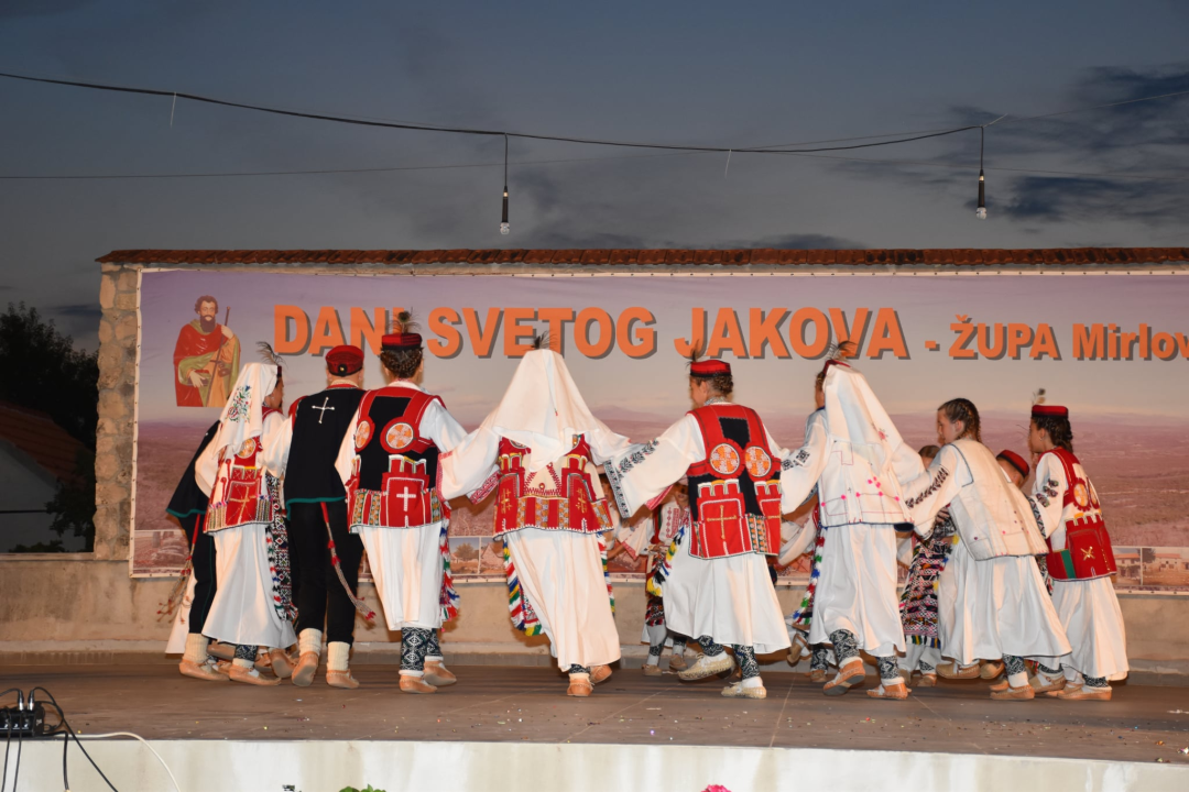 Održana 24. večer folklora u Mirloviću povodom blagdana sv. Jakova