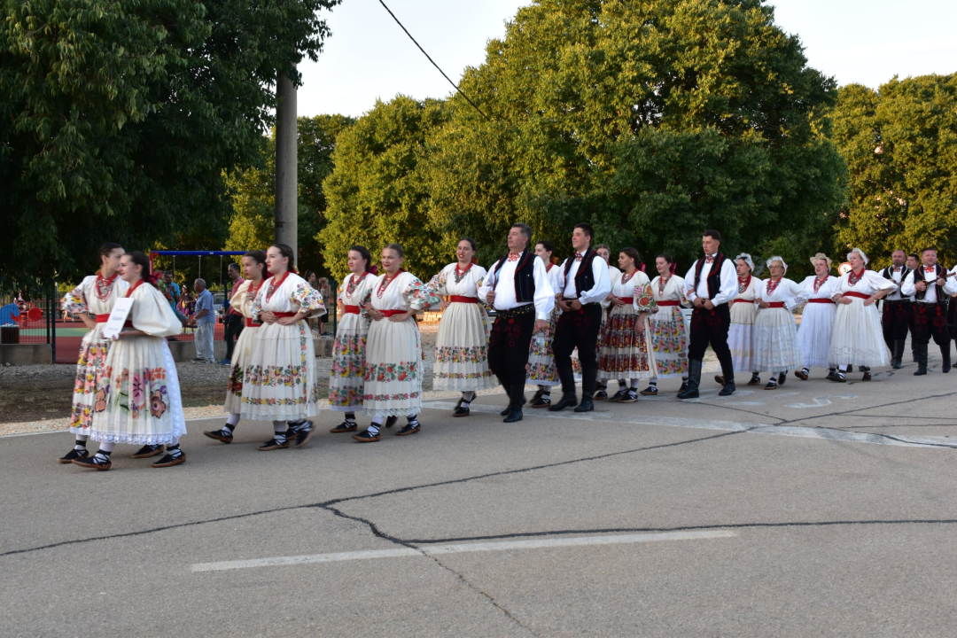 Održana 24. večer folklora u Mirloviću povodom blagdana sv. Jakova