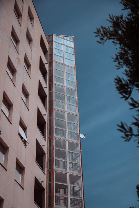 Baldekin 2 i 3: Simbol šibenskog duha, spoj sporta, obrazovanja i sjećanja