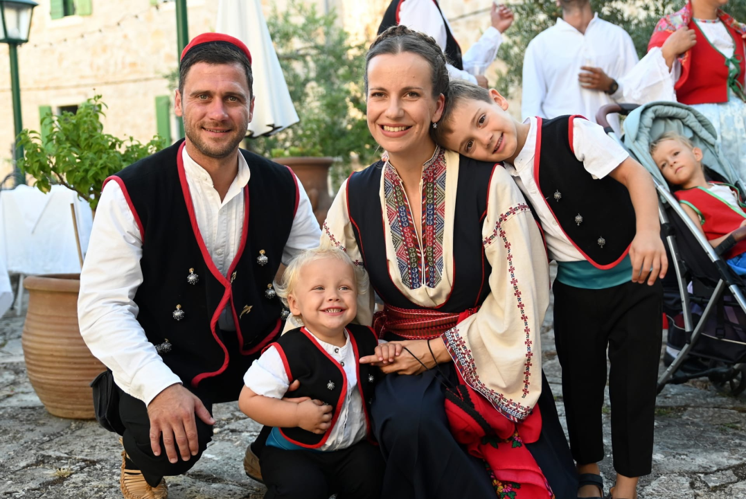 Murterski pir i ove godine oduševio mještane i goste