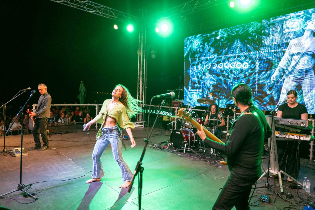 Spektakularna vodička fešta oduševila tisuće posjetitelja