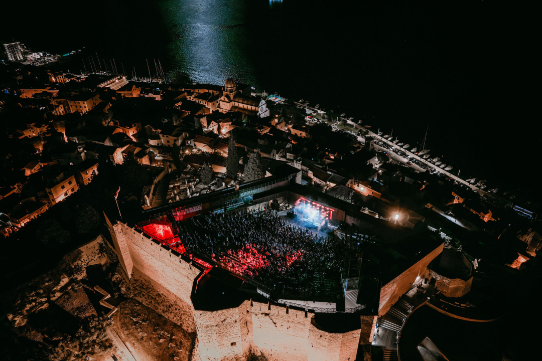 Party sezone večeras na Tvrđavi sv. Mihovila