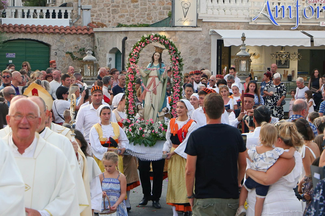 Tribunj svečano proslavio blagdan Velike Gospe