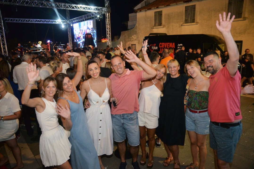 Velika Gospa u Jezerima