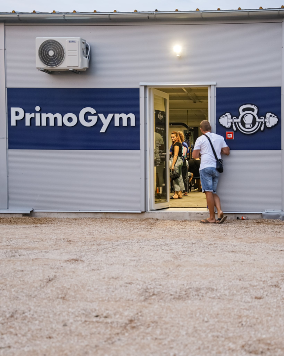 Primošten dobio moderno središte sporta i rekreacije – otvoren Fitness centar PrimoGym