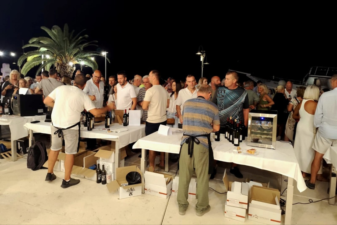 U Rogoznici održan Babić fest posvećen 'kralju naših vinograda'