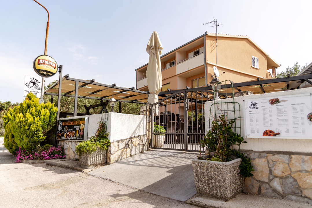 FOTO Uživajte u slasnim pizzama i lijepim trenucima u Pizzeriji Toć