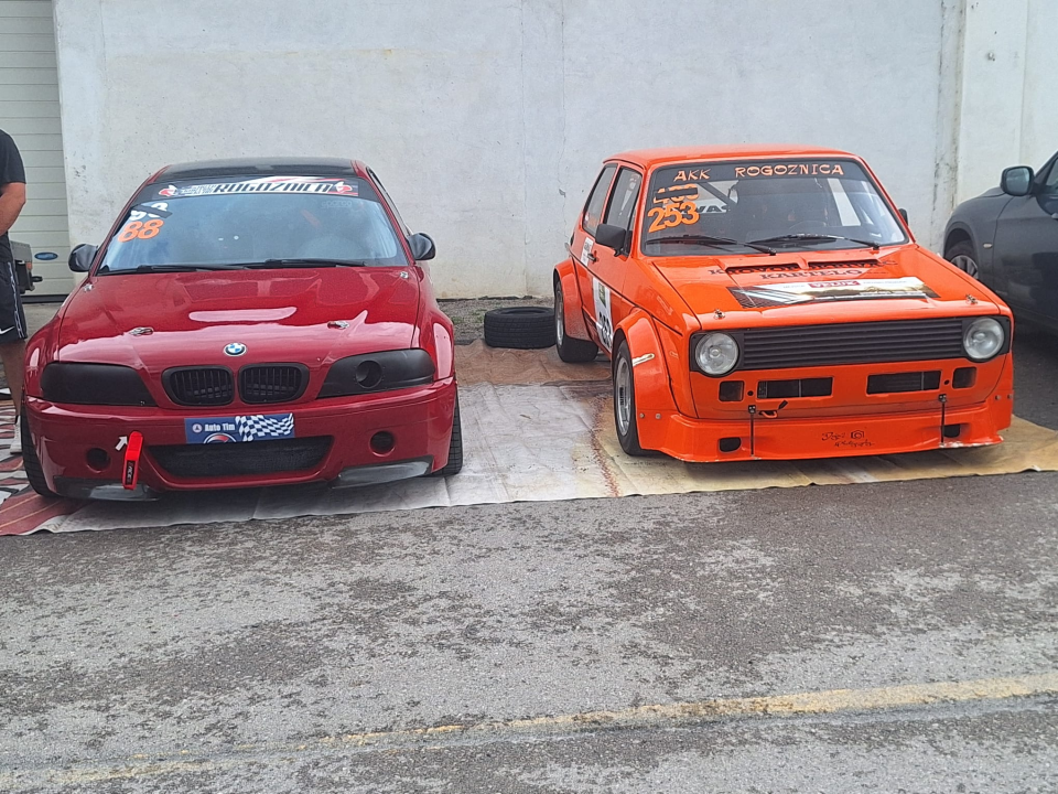 FOTO Vozačima AKK Rogoznica tri postolja na brdskoj auto-utrci u Ilirskoj Bistrici