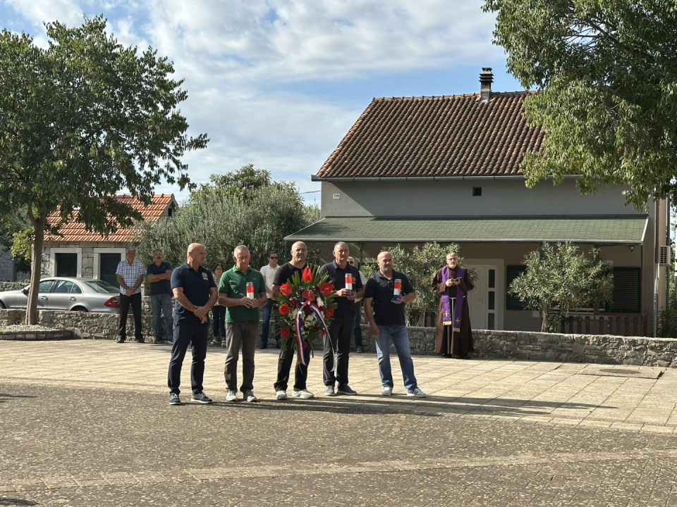 U Puljanima i Oklaju odana počast prvim žrtvama na drniškom području 