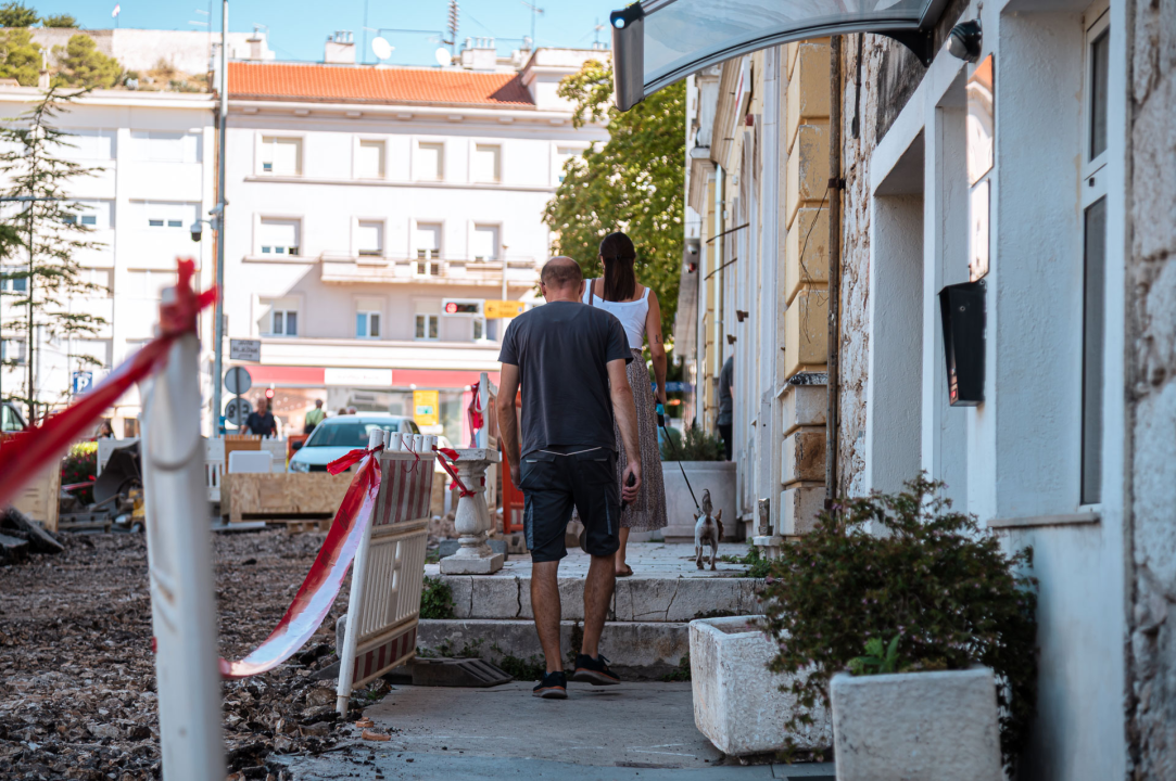 Počeli radovi kod bivšeg kina Tesla: Ulica Vladimira Nazora uskoro dobiva novo ruho