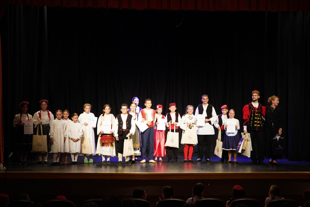  Održan 7. Festival dječjeg folklornog stvaralaštva u Vodicama