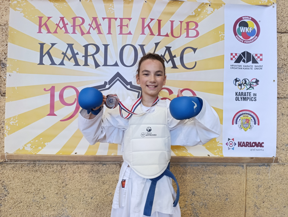 FOTO Karate klubu Šibenik 1066 devet medalja na 'Karlovac Openu'