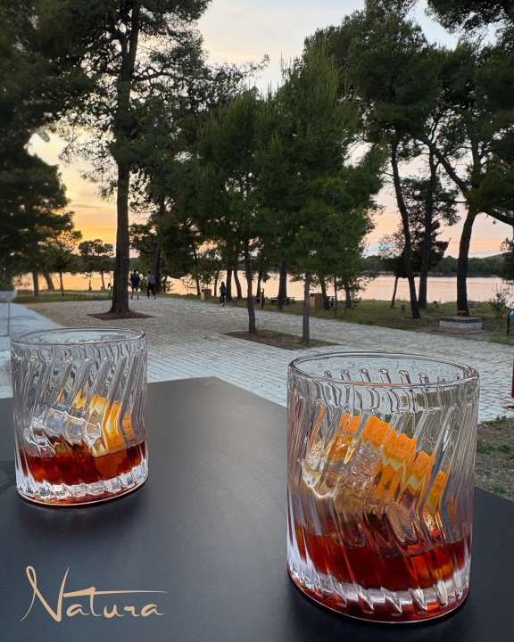 FOTO Ne propustite sjajnu glazbenu večer uz more: Duo Fenix u Naturi!