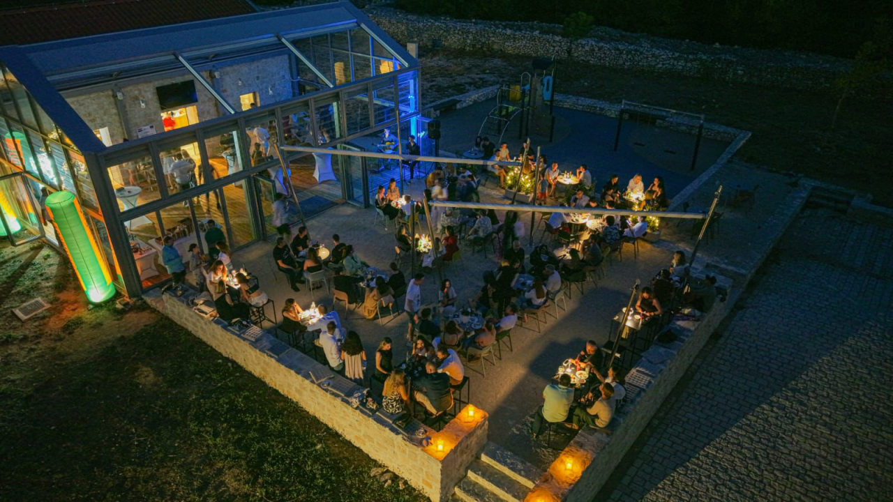 FOTO Ne propustite sjajnu glazbenu večer uz more: Duo Fenix u Naturi!