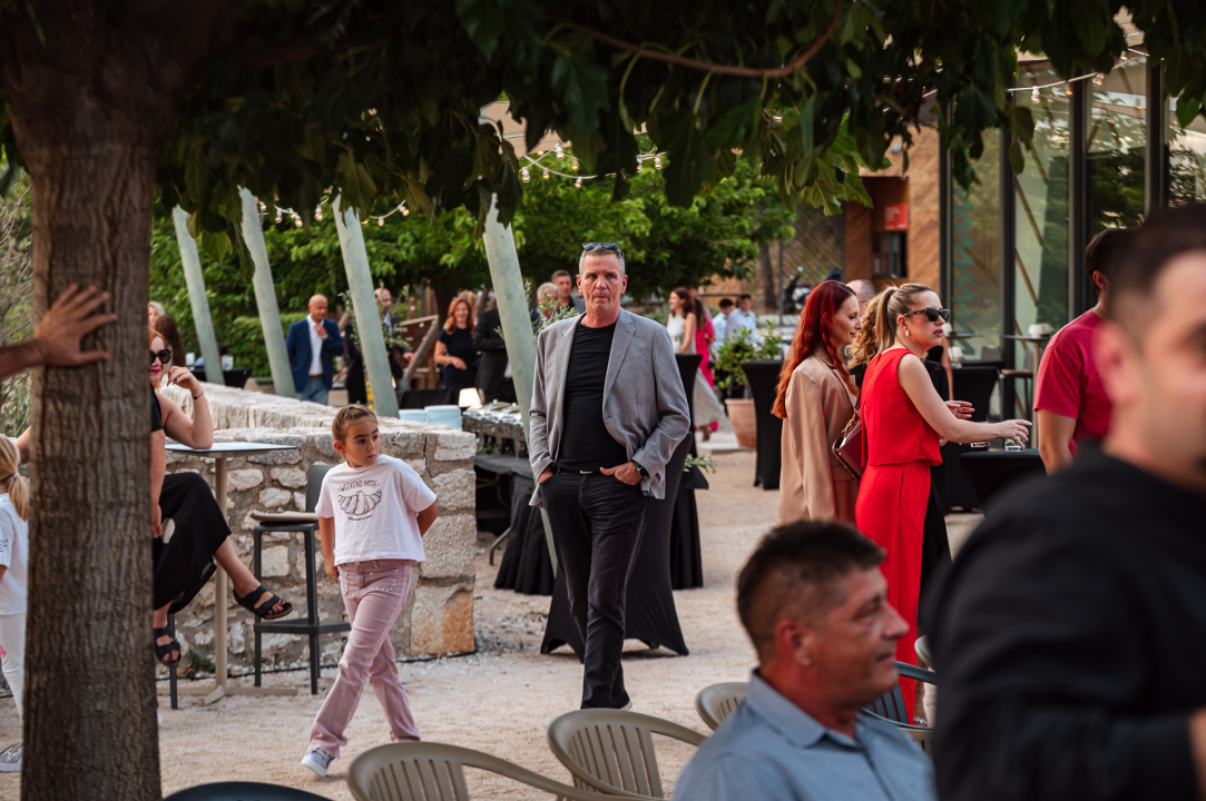 FOTO Franka Baranović Nagradu Grada Šibenika posvetila majci: 'Šibenik je utkan u moje gene i ovo je za mene posebna čast'