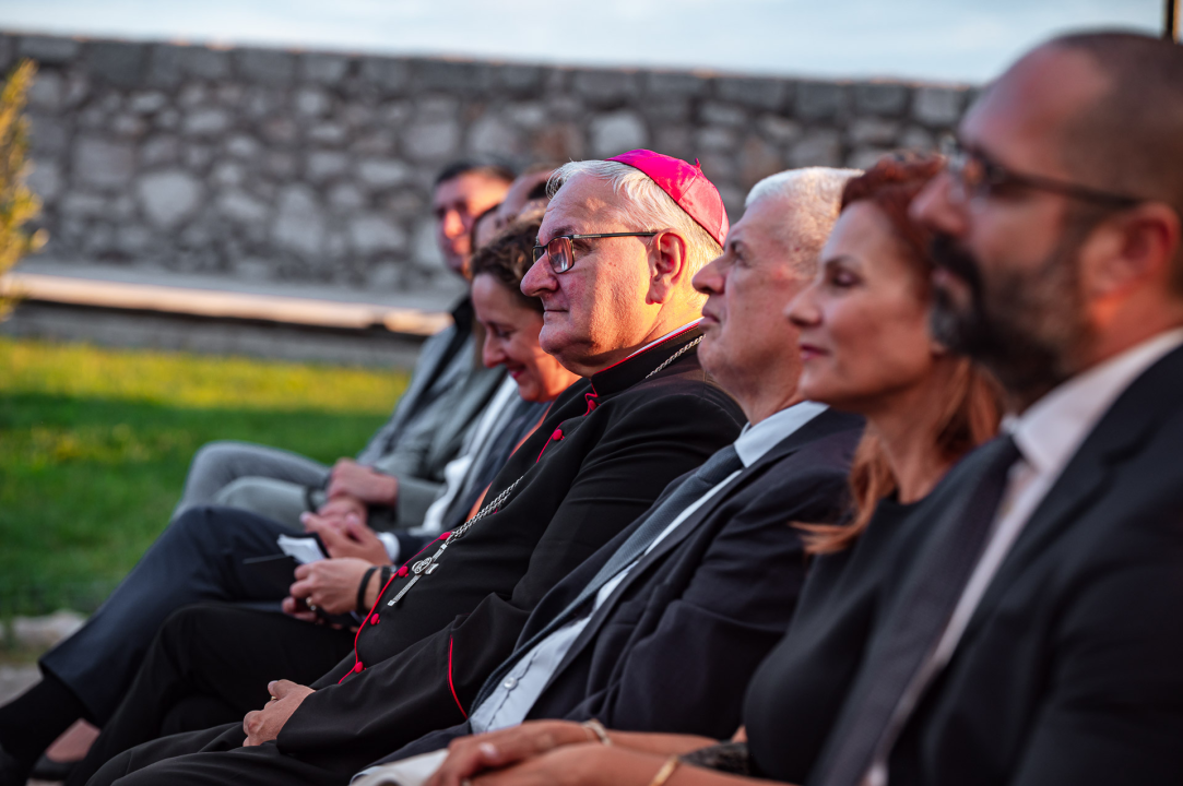 FOTO Franka Baranović Nagradu Grada Šibenika posvetila majci: 'Šibenik je utkan u moje gene i ovo je za mene posebna čast'
