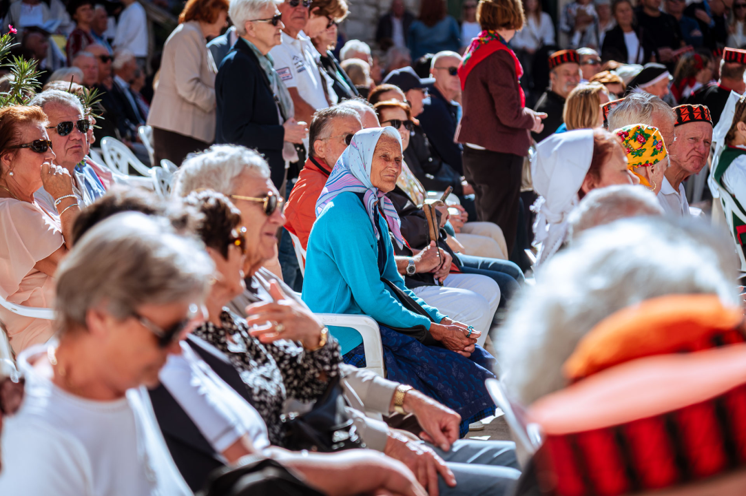 FOTO Održana svečana procesija i sveta misa u povodu blagdana sv. Mihovila