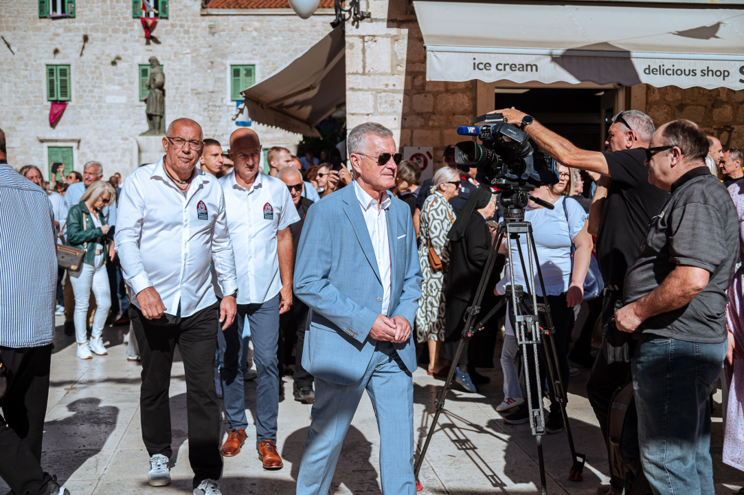 FOTO Održana svečana procesija i sveta misa u povodu blagdana sv. Mihovila