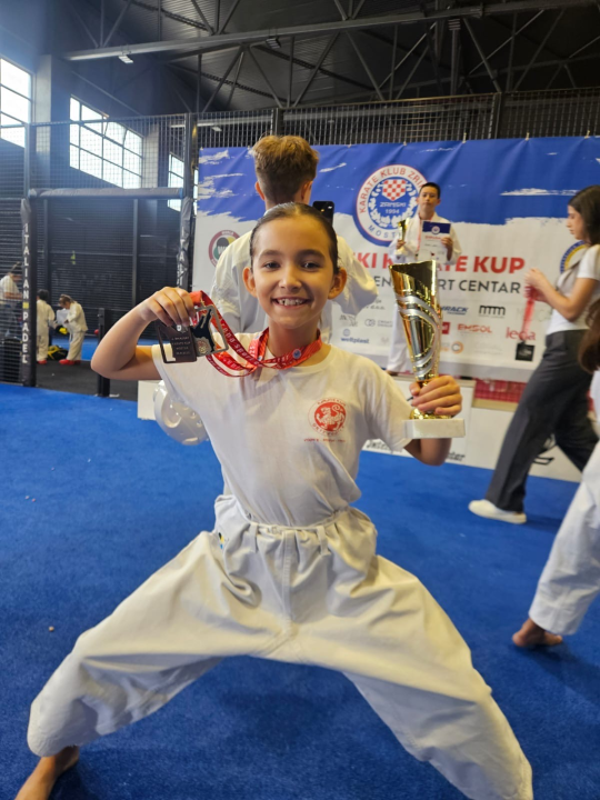 FOTO Karatašima Okita 28 medalja i drugo mjesto ekipno u Mostaru