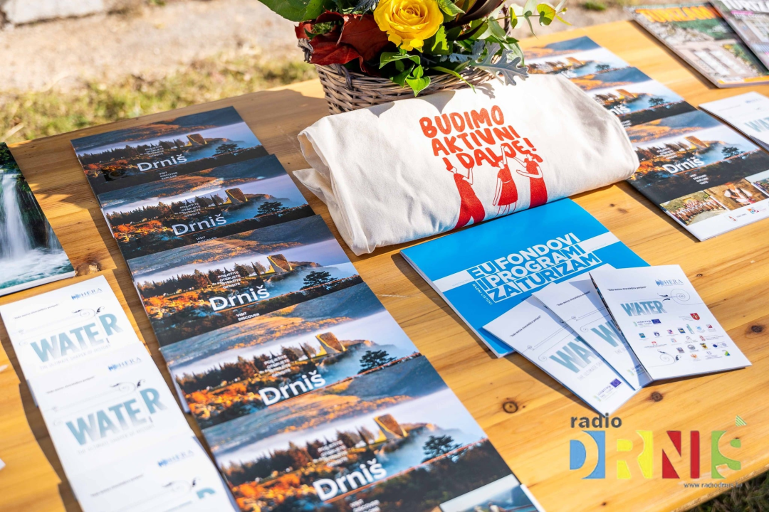 Čuvarice tradicije i stup zajednice: U Pakovom Selu obilježen Svjetski dan seoskih žena