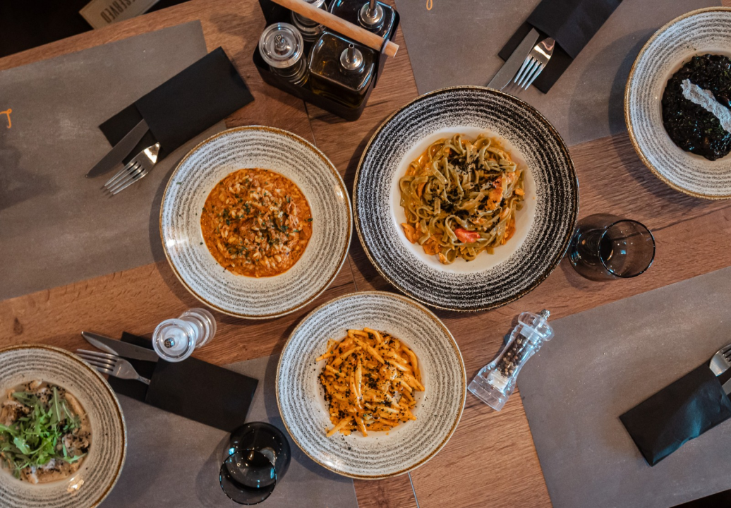 FOTO Omiljeni grill stiže na kućni prag: Leonardo BBQ & More uvodi dostavu!