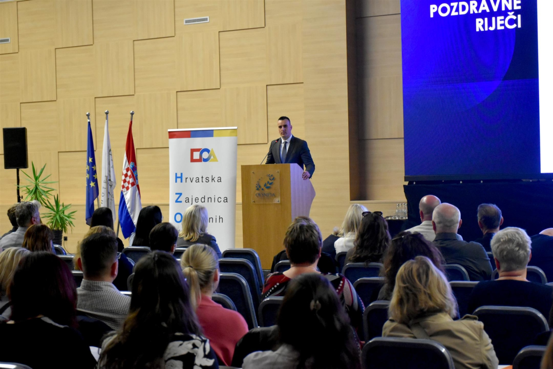 Otvoren Državni stručni skup za ravnatelje, tajnike i voditelje računovodstva škola i vrtića