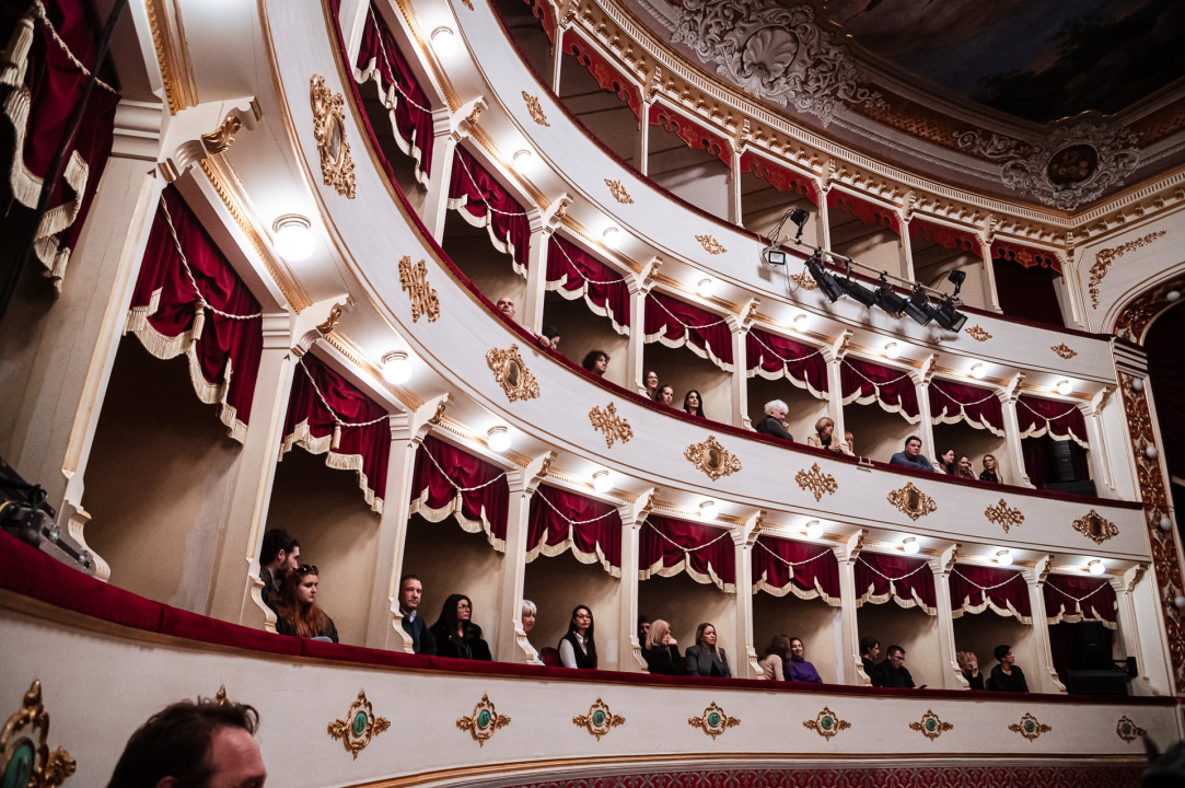 Svečana premijera predstave 'Uza skale, niza skale'