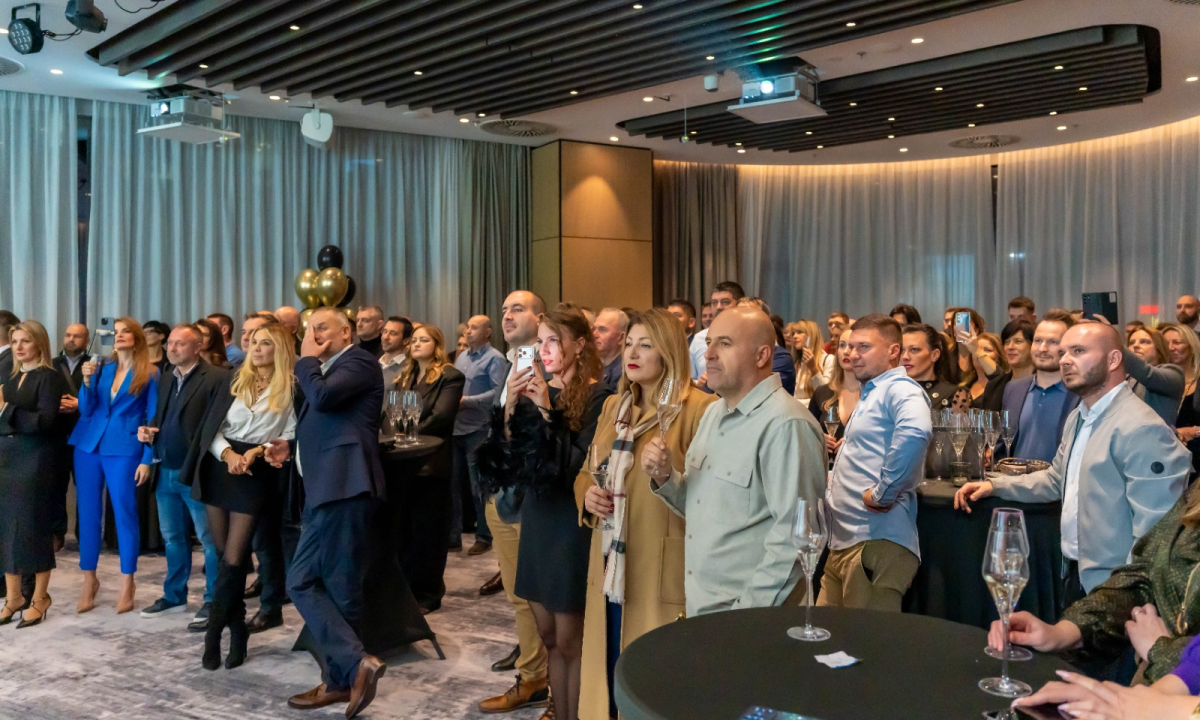 FOTO Cijene kvadrata u Dalmaciji rastu brže od broja kupoprodaja, ali potražnja ne posustaje