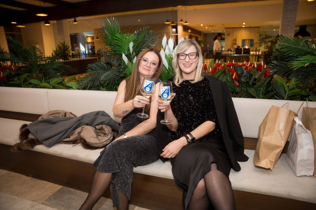 FOTO Održana peta DOŠK-ova Plava noć, uz puno dobrih vibracija