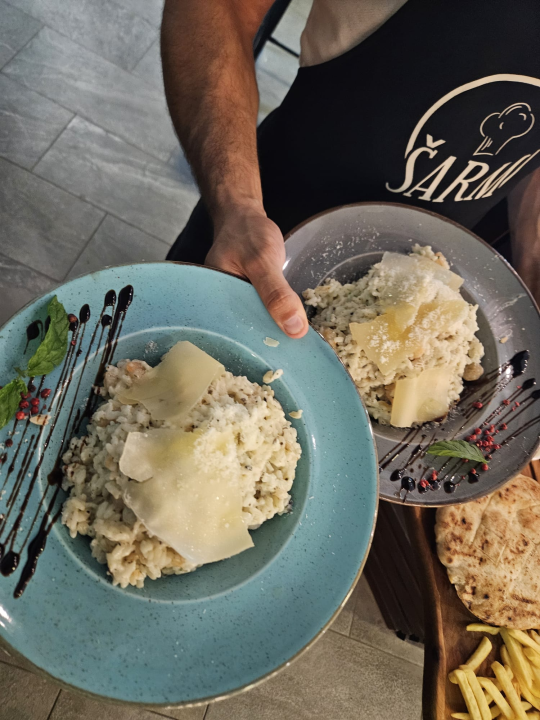 FOTO Uđite u najljepši dio godine uz nezaboravne božićne domjenke i proslave u Šarmu! 