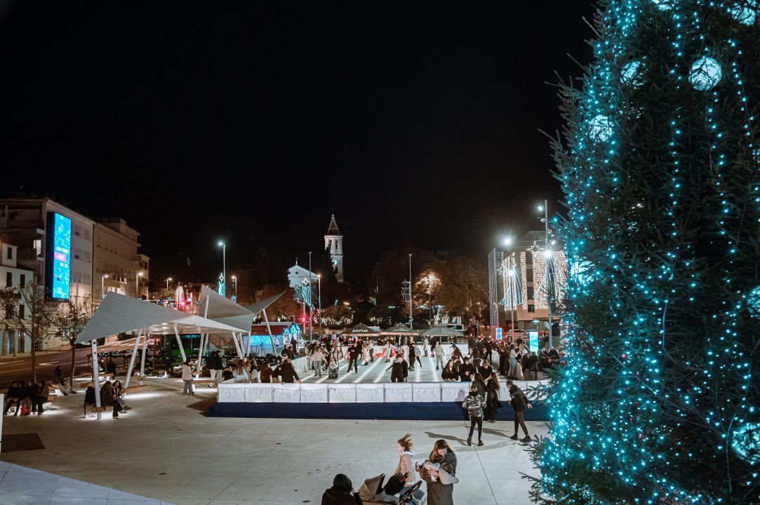 ‘Samo sretni dani’ i već prvi je takav: Parni valjak otvorio šibensku Adventuru 