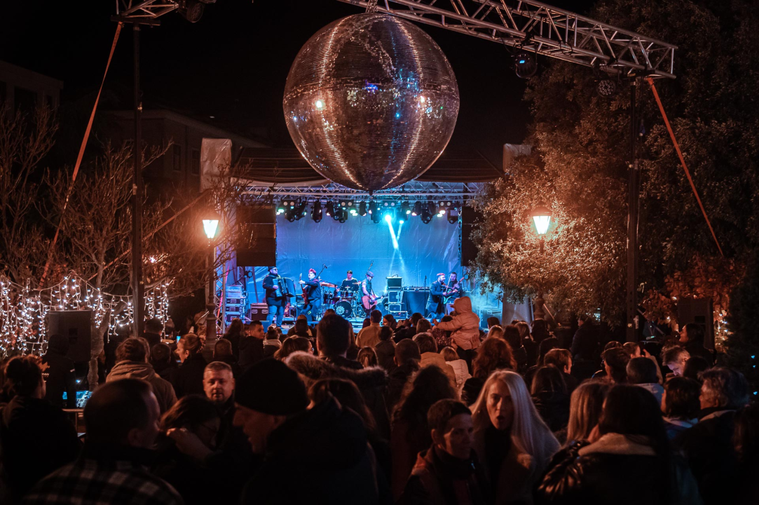 Energični Ogenj zabavio šibensku publiku drugu večer Adventure