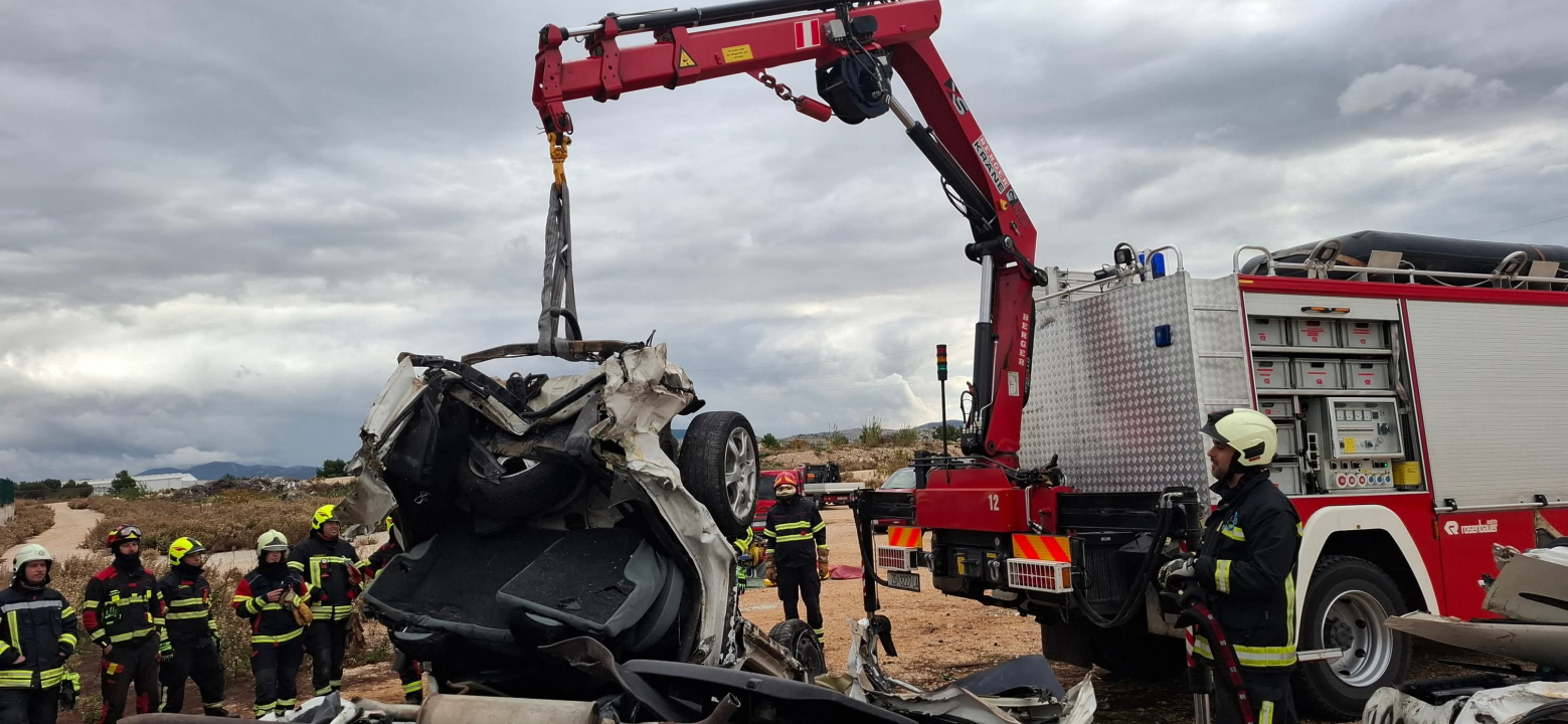 Pirovački vatrogasci spremni za nove izazove, završena edukacija za spasilačke alate