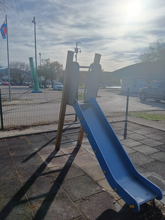 Uređen park za djecu u Mikulandrama