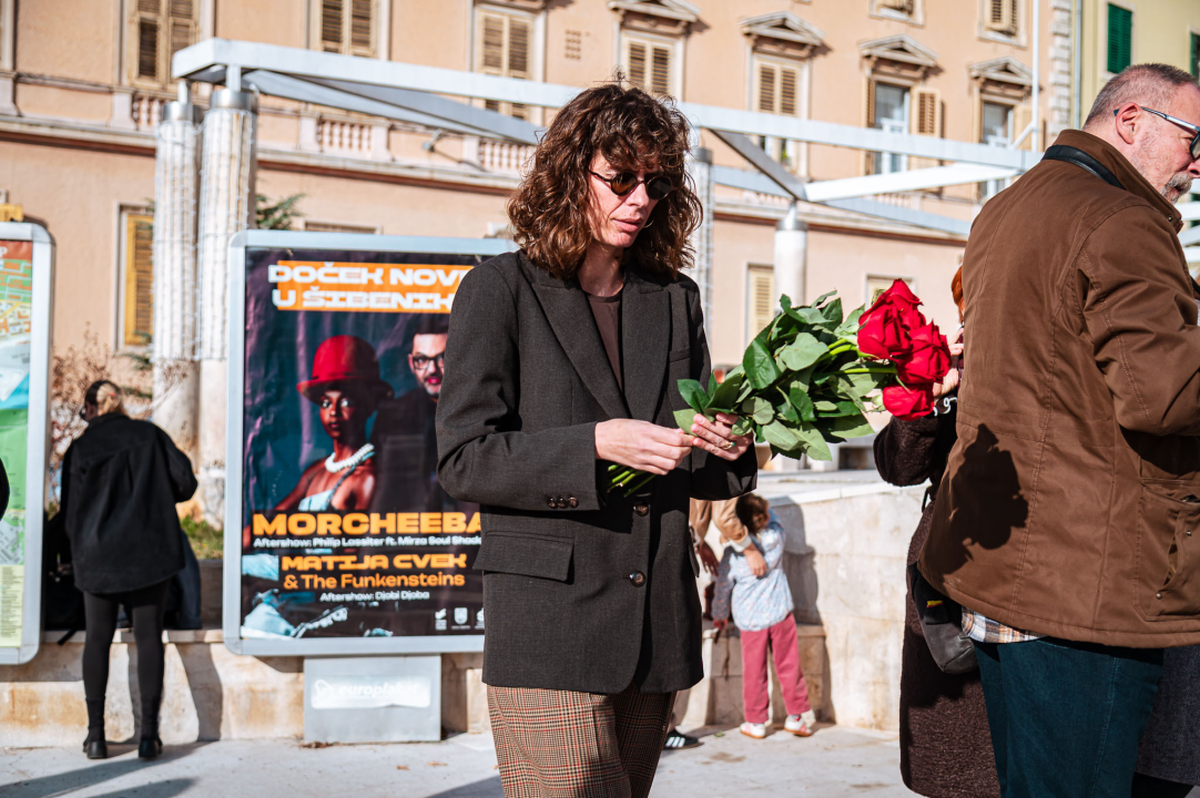 18 ruža za 18 ubijenih žena: 'Snažni javni pritisci manipulacijama poručuju ženama da im je pokornost prirodna'