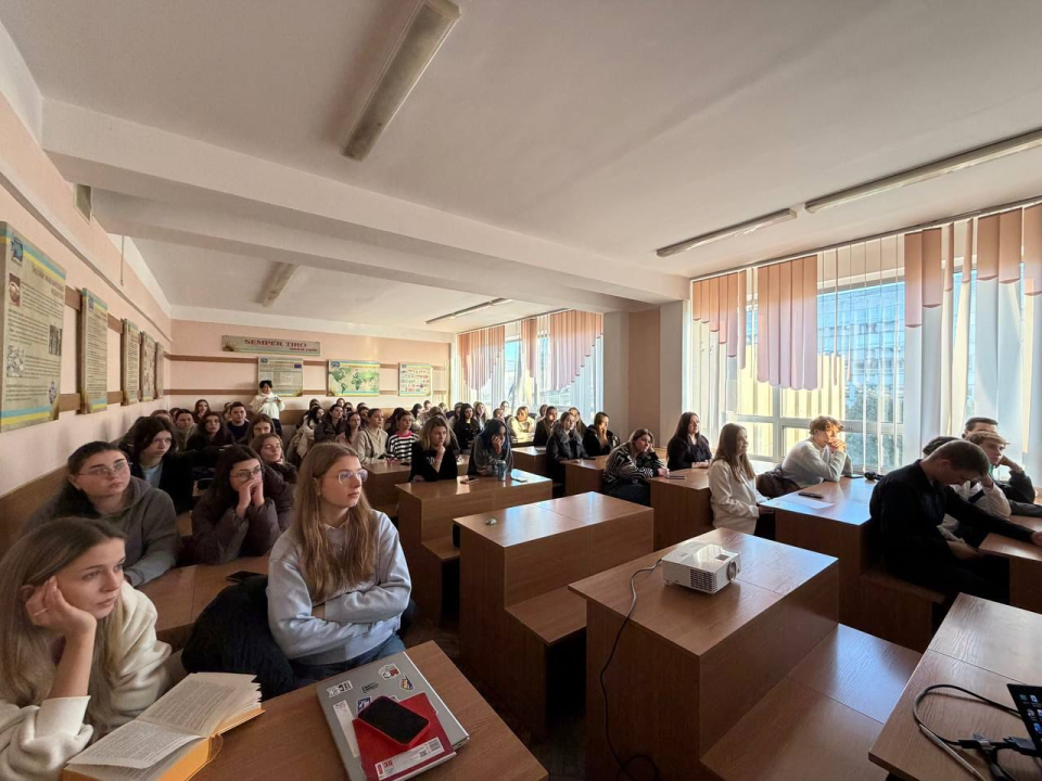 Šibensko Veleučilište u posjetu Ukrajini: Dekan sa suradnicima predavao na Lavovskom sveučilištu