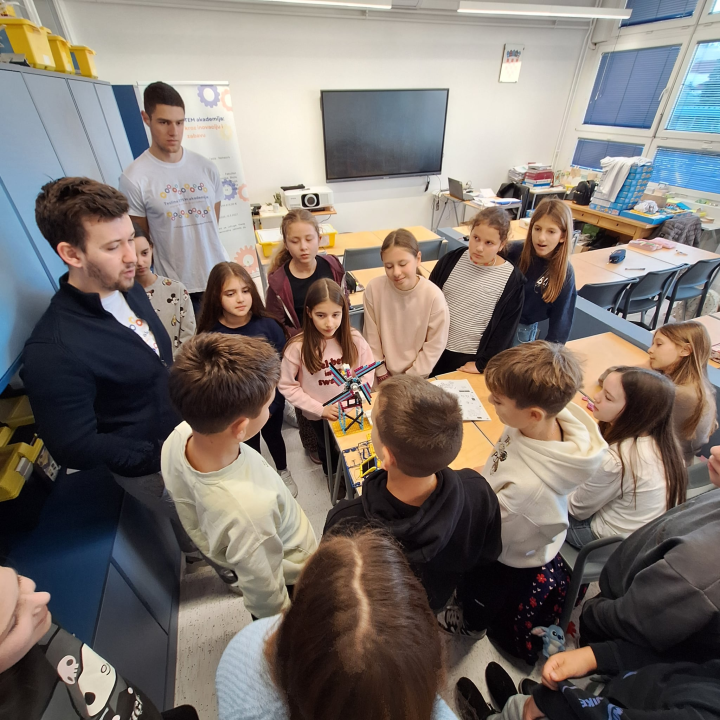 Teslina STEM akademija u OŠ Jurja Dalmatinca