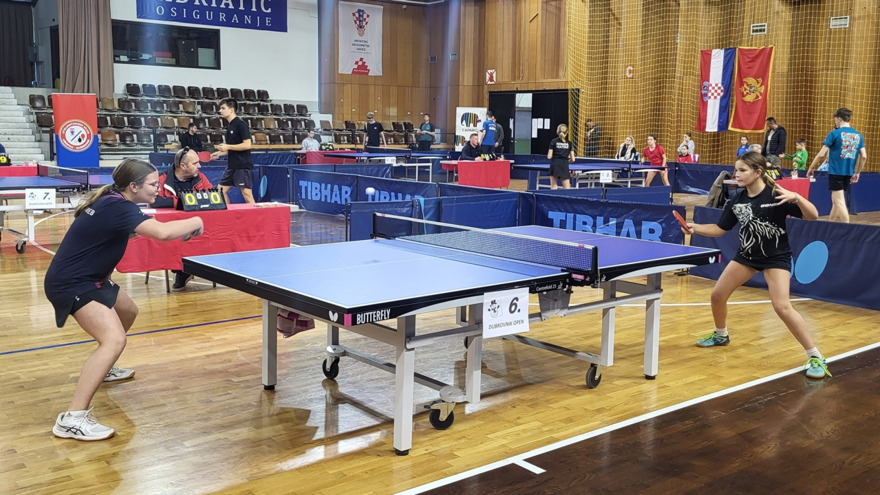FOTO Stolnotenisačice Šibenika uspješne na kraju godine: tri medalje u Dubrovniku, četiri u Zagrebu