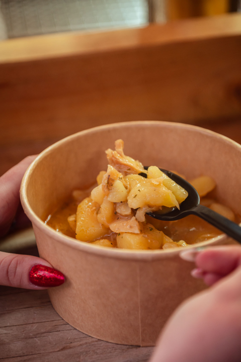 FOTO Novi šibenski street food: Broot Al’ No.1 donosi gotova jela, slasne sendviče i svjetski hit – spud bud krumpir! 