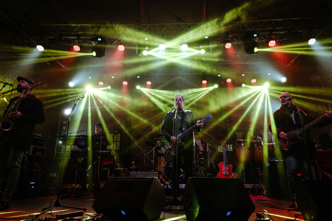 Neno Belan svojim hitovima na Adventuri raspjevao Šibenčanke i Šibenčane 